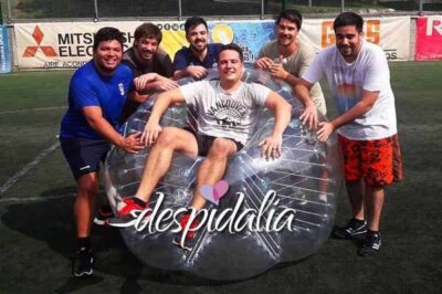 Archery Tag + Bubble Football a Barcellona per addio al nubilato e celibato