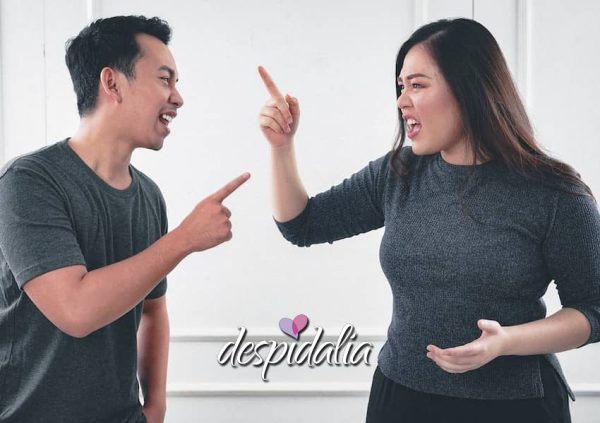 Cos'è una festa di divorzio e come viene
  celebrata