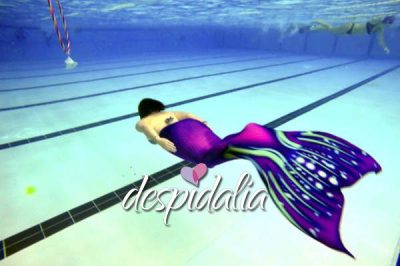 Lezioni di sirene a Barcellona per addio
  al nubilato