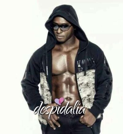 Victor - Spogliarellista a Barcellona