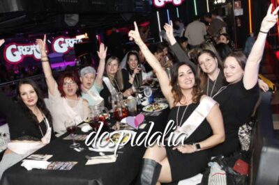 Cena spettacolo per addio al nubilato e celibato