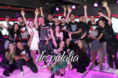 Cena spettacolo a Barcellona per addio al nubilato e celibato